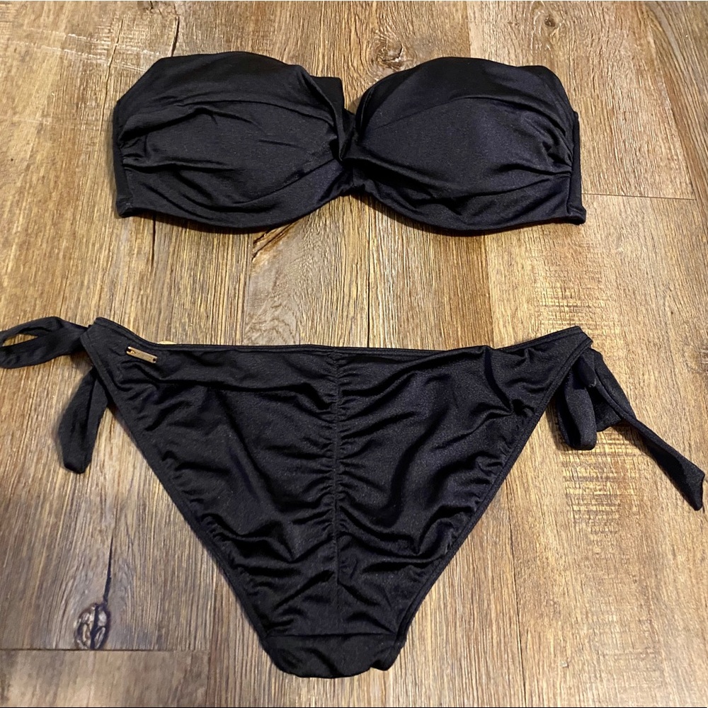 Victoria Secret Scrunch Butt Bikini